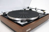 TRANSAUDIO 1800 TURNTABLE-1.JPG