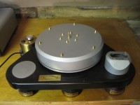 lumley reference turntable-1.jpg