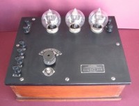 western-electric-7-a-amplifier-with-316a-tubes-1.jpg
