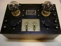 magnavox-ac-2-c-two-tube-amplifier-1.jpg