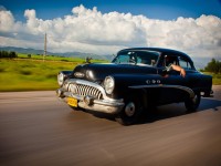 buick-highway-cuba_53915_990x742.jpg